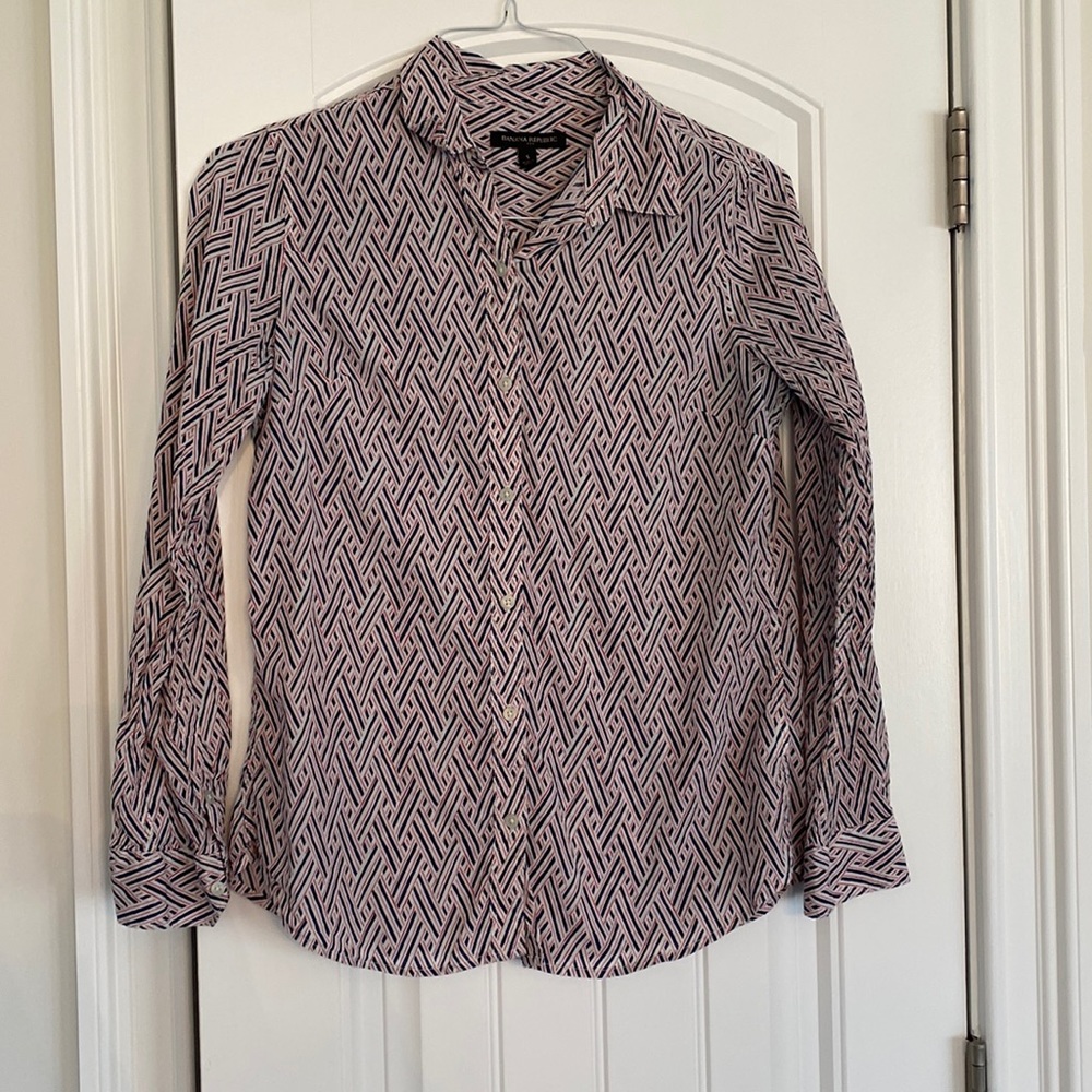 Banana Republic, slim fit blouse